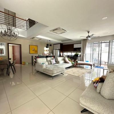2 Storey Terrace House (Regia) End lot, Elmina Garden, Denai Alam dor sale