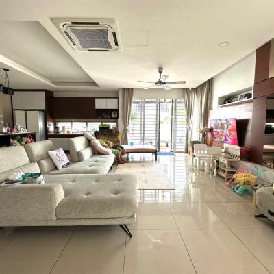 2 Storey Terrace House (Regia) End lot, Elmina Garden, Denai Alam dor sale