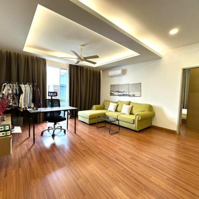 2 Storey Terrace House (Regia) End lot, Elmina Garden, Denai Alam dor sale