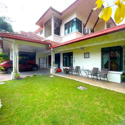 2 Storey Semi-D House Corner lot Beverly Heights, Ampang for sale