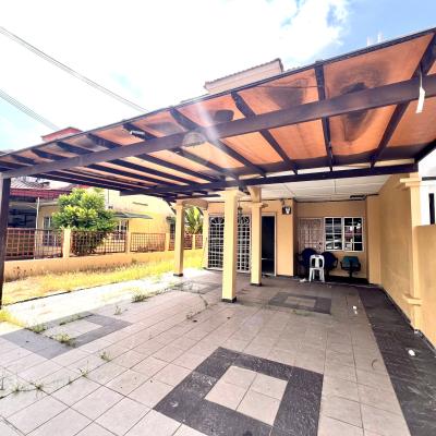 Bandar Puteri, Klang Double Storey Terrace END LOT extra land
