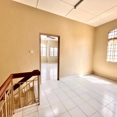 Bandar Puteri, Klang Double Storey Terrace END LOT extra land