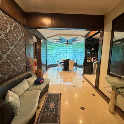Laman Oakleaf, Bukit Antarabangsa, Ampang 2.5 Storey Superlink House For Sale Fully Renovated