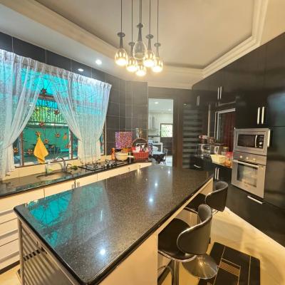Laman Oakleaf, Bukit Antarabangsa, Ampang 2.5 Storey Superlink House For Sale Fully Renovated
