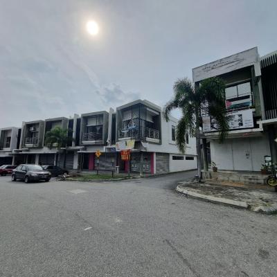 2 Storey Shoplot End Unit Bandar Seri Coalfields, Sg. Buloh for sale