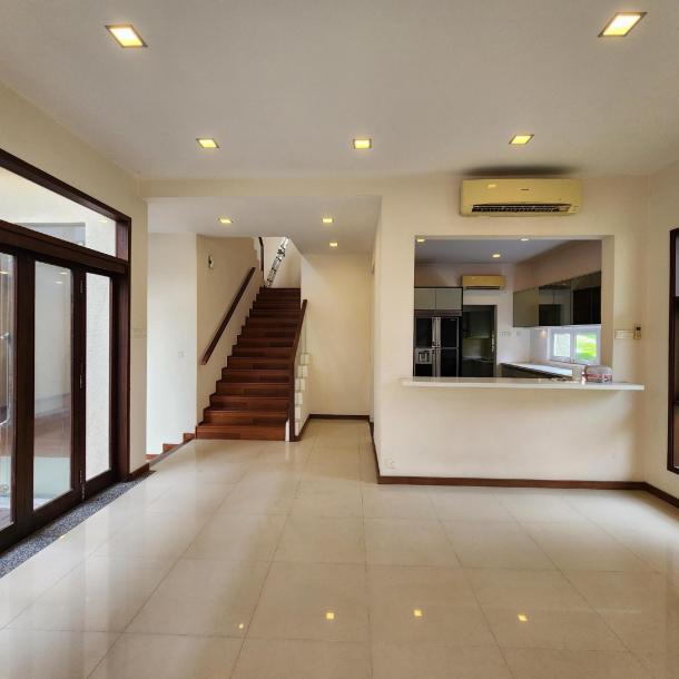 Facing Open 2 Storey Bungalow House Jalan Bidai, Bukit Jelutong (BELOW MARKET)-4