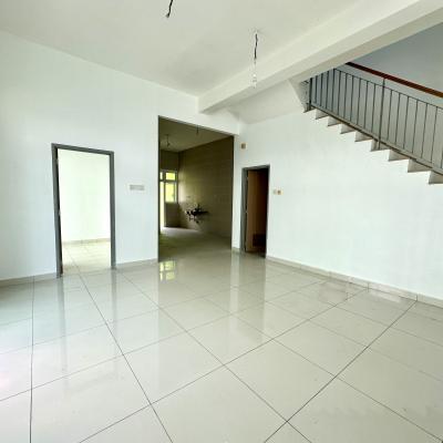 Greenhill Residence, Seksyen U10, Shah Alam Double Storey Semi-D House For Sale Below Market-10