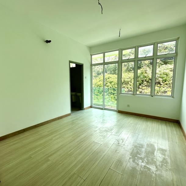 Greenhill Residence, Seksyen U10, Shah Alam Double Storey Semi-D House For Sale Below Market-19