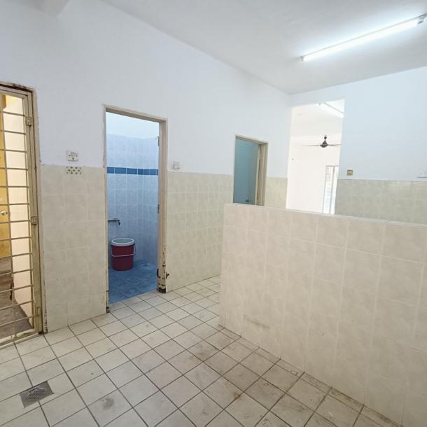 Taman Bayu Permai, Rawang Double Storey Terrace House TERMURAH-5
