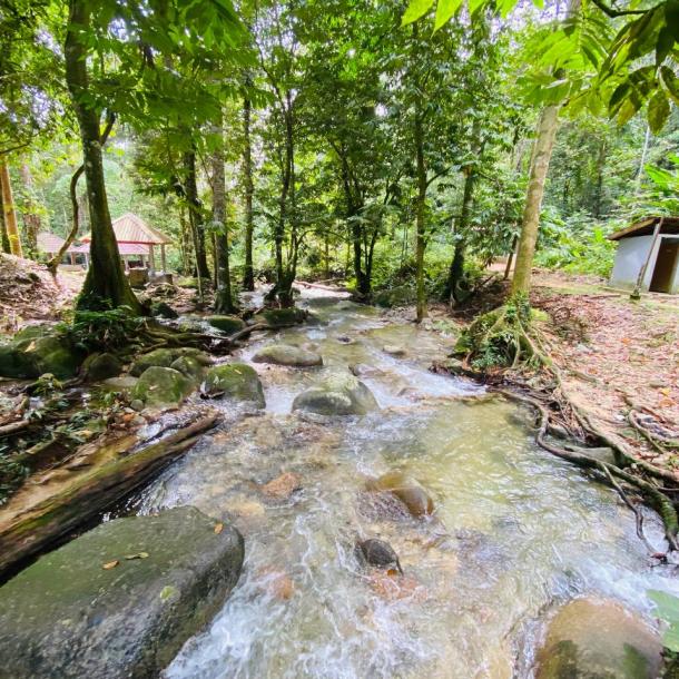 Resort Rimbunan Chalet Sungai Sendat, Ulu Yam, Batang Kali-5