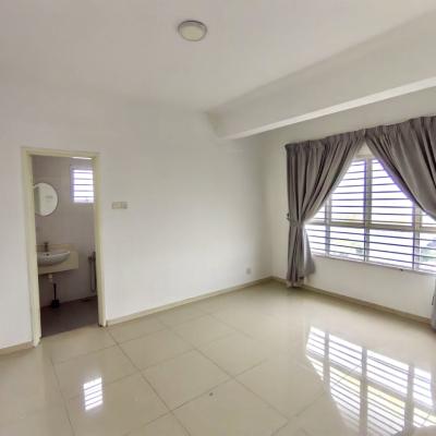 Suri Puteri Service Apartment, Seksyen 20, Shah Alam for sale BELOW MARKET