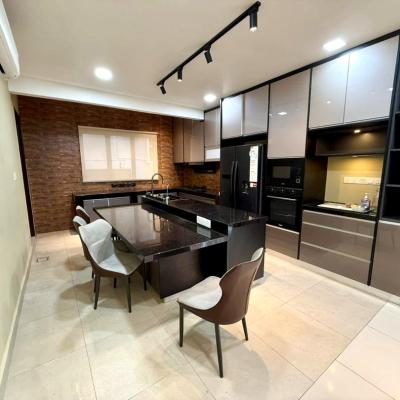 Ken Rimba, Seksyen 16, Shah Alam 2.5 Storey Terrace House (Corner Lot) for sale FREEHOLD, RENOVATED