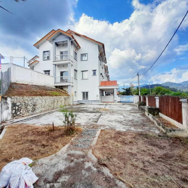 2.5 Storey Terrace House Ukay Perdana, Ampang (Corner lot)-2