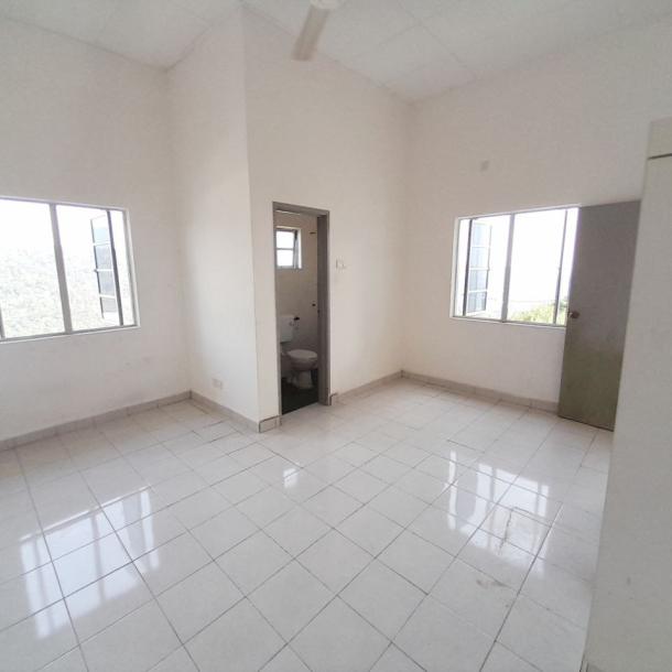 2.5 Storey Terrace House Ukay Perdana, Ampang (Corner lot)-10