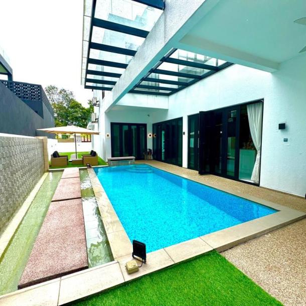 3 Storey Modern Design Bungalow with Swimming pool Country Heights, Kajang-15
