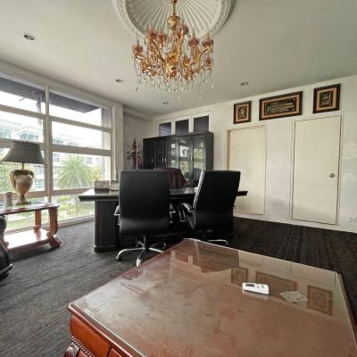 Laman Seri Business Park, Seksyen 13, Shah Alam Five Storey Office Space For Sale End Lot-3