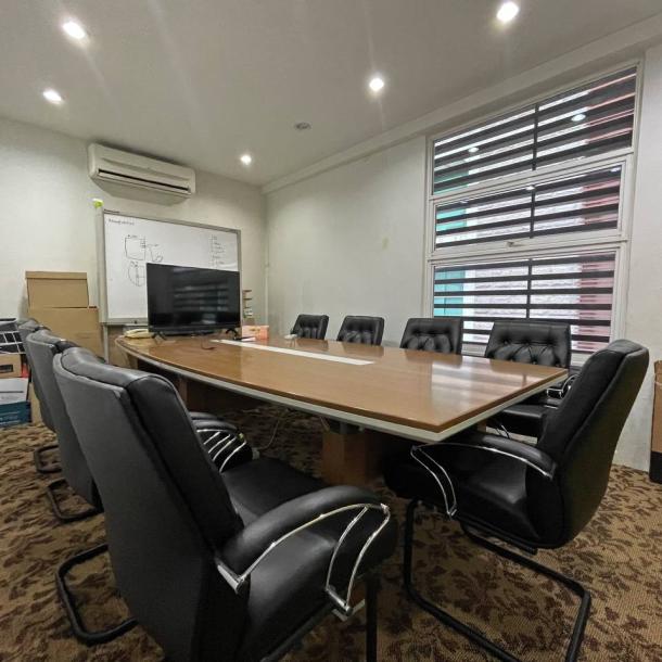 Laman Seri Business Park, Seksyen 13, Shah Alam Five Storey Office Space For Sale End Lot-9