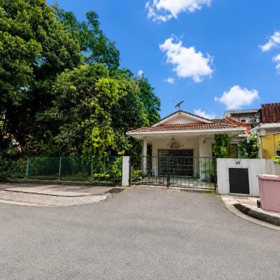 Corner lot Single Storey Terrace House, Seksyen 4, Kota Damansara CANTIK