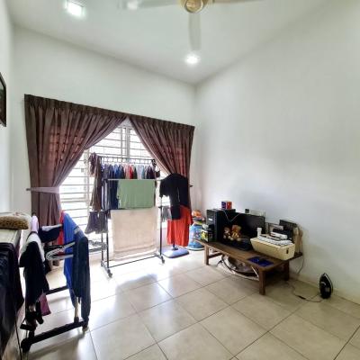 Sunway Alam Suria, Seksyen U10, Shah Alam Double Storey Semi-D Link For Sale Below Market-14
