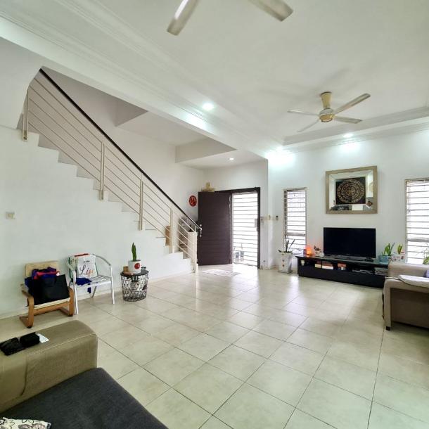 Sunway Alam Suria, Seksyen U10, Shah Alam Double Storey Semi-D Link For Sale Below Market-5