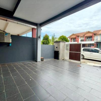 Seri Pristana (SP6), Saujana Utama Double Storey Terrace House For Sale Renovated-2