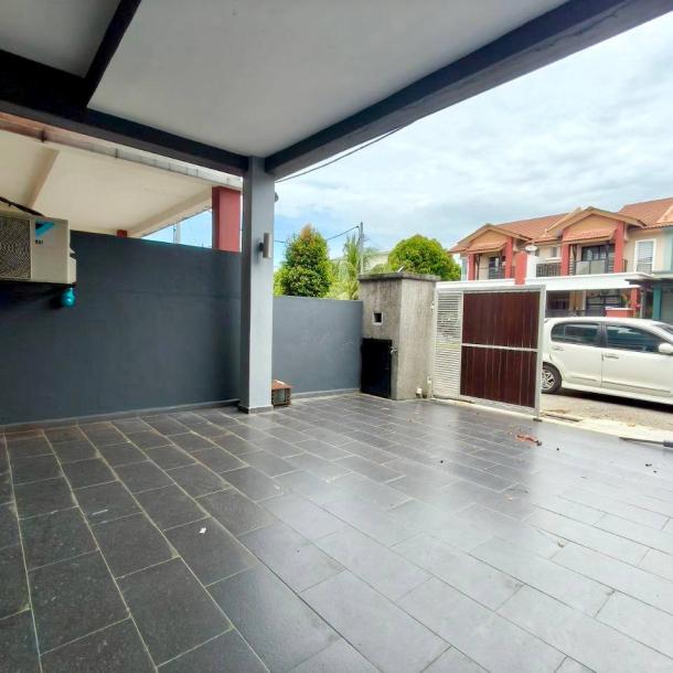 Seri Pristana (SP6), Saujana Utama Double Storey Terrace House For Sale Renovated-2