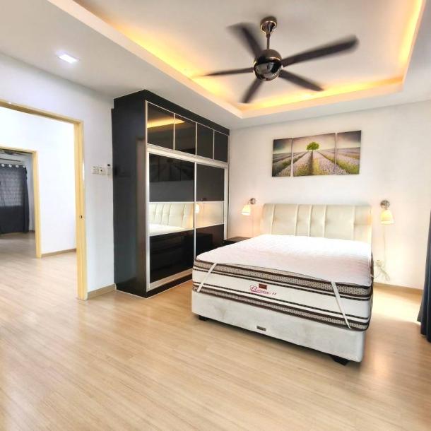 Seri Pristana (SP6), Saujana Utama Double Storey Terrace House For Sale Renovated-16