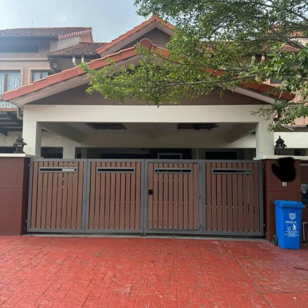 Renovated 2 storey superlink house (Lagenda 2), Bukit Jelutong-1