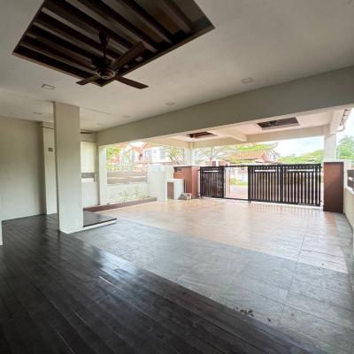 Renovated 2 storey superlink house (Lagenda 2), Bukit Jelutong