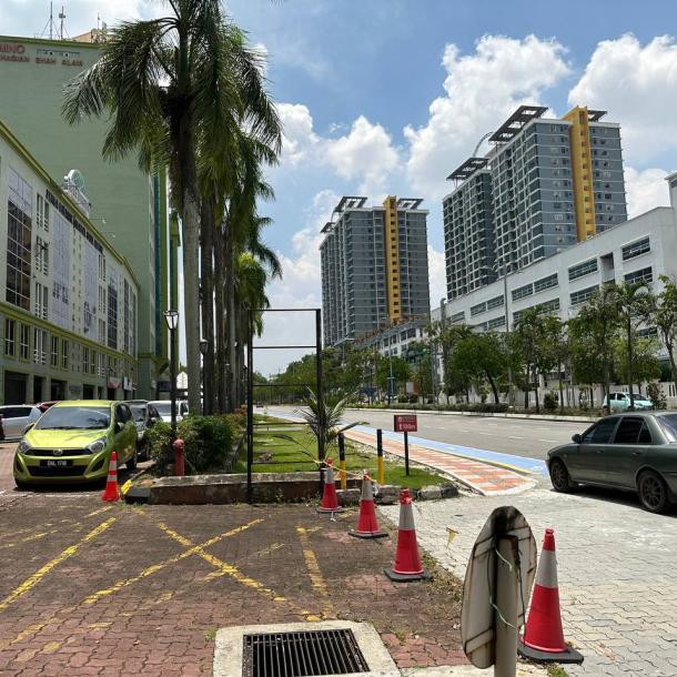 5 Storey Shop-Office Pusat Dagangan Umno, Seksyen 11, Shah Alam-2