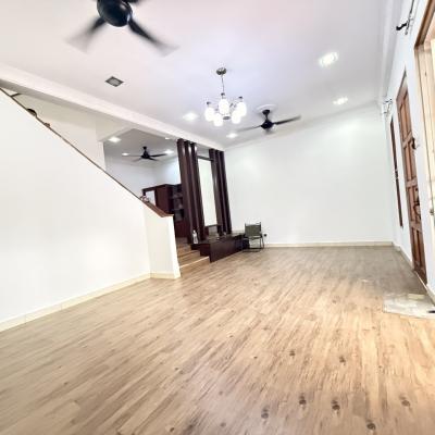 Alam Budiman, Shah Alam Double Storey Terrace House FACING OPEN