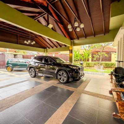 3 Storey Bungalow House Putra Residence, Bukit Rahman Putra Huge Land area