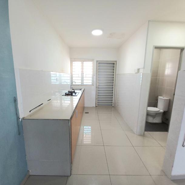 Double Storey Terrace House END LOT Taman Putra, Bukit Rahman Putra-8