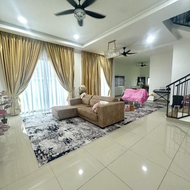 Greenhill Residence, Seksyen U10, Shah Alam Double Storey Semi-D House (Brand New) For Sale below market-3