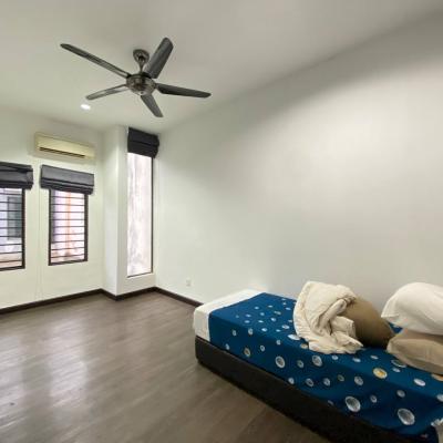 3 Storey Semi-D Laman Residen Sri Utara Kipark, Jalan Ipoh, Kuala Lumpur-9