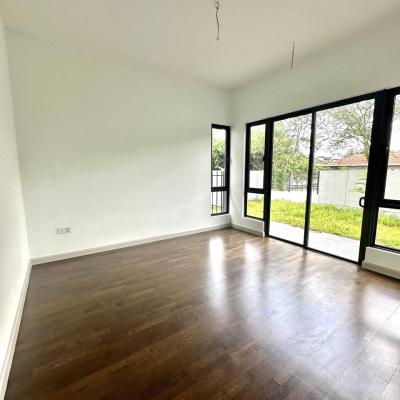 3 Storey Semi-D Park Villas (Trilia), Bukit Jelutong for sale