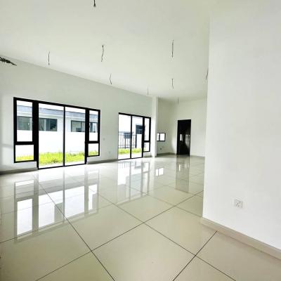 3 Storey Semi-D Park Villas (Trilia), Bukit Jelutong for sale